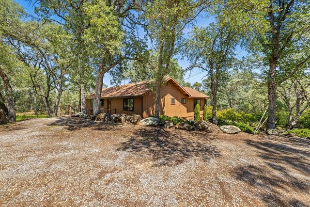 4000 Maisy Ln, El Dorado, CA 95623