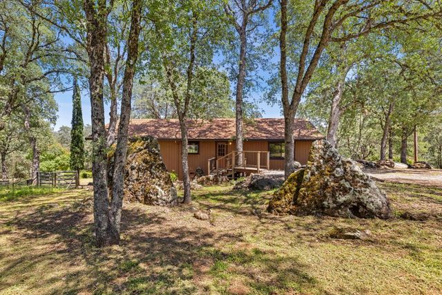 4000 Maisy Ln, El Dorado, CA 95623