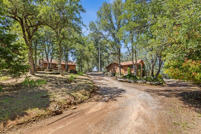4000 Maisy Ln, El Dorado, CA 95623