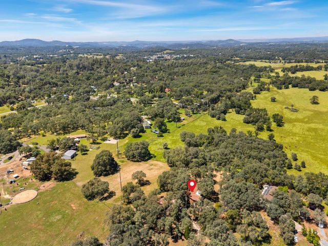 4000 Maisy Ln, El Dorado, CA 95623