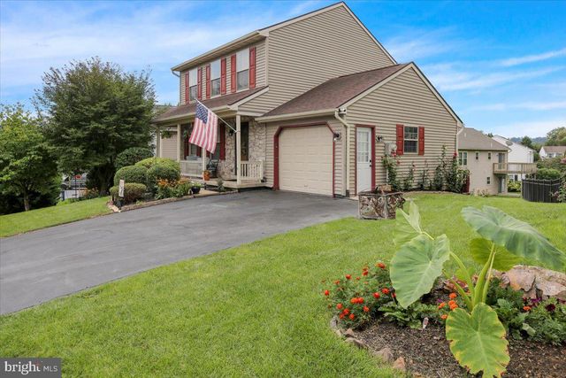 403 TANGER ST, Marietta, PA 17547