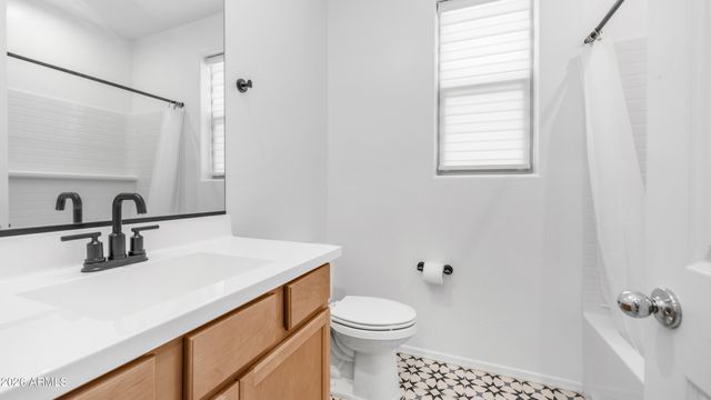 13303 W EAGLE FEATHER Road, Peoria, AZ 85383