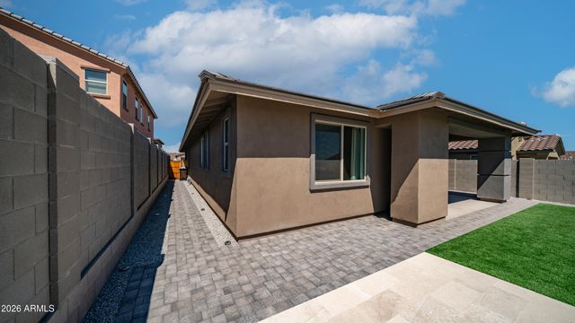 13303 W EAGLE FEATHER Road, Peoria, AZ 85383