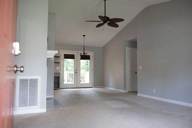 1216 Jacksons Hill Rd, Hermitage, TN 37076