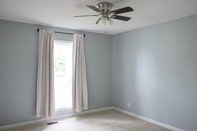 1216 Jacksons Hill Rd, Hermitage, TN 37076