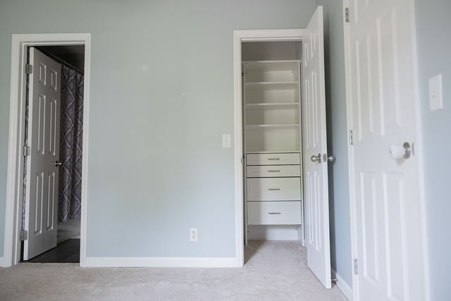 1216 Jacksons Hill Rd, Hermitage, TN 37076