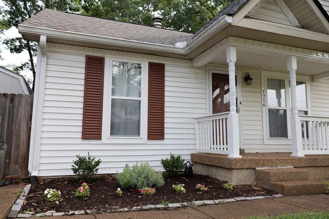 1216 Jacksons Hill Rd, Hermitage, TN 37076
