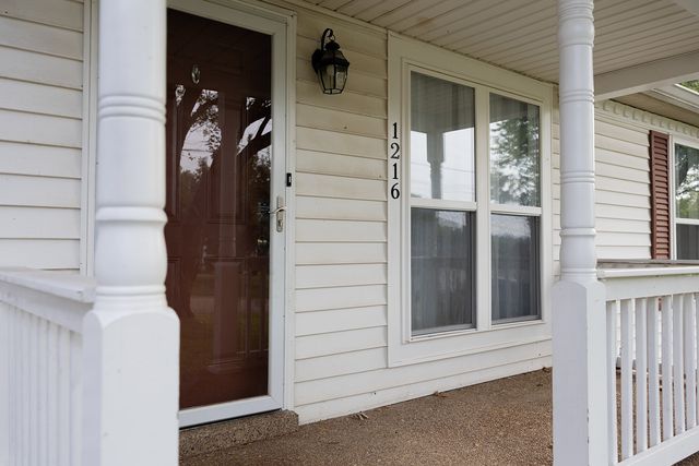 1216 Jacksons Hill Rd, Hermitage, TN 37076