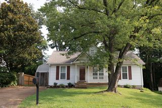 1216 Jacksons Hill Rd, Hermitage, TN 37076
