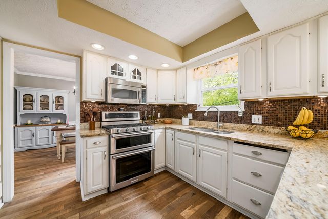 7971 Stonehurst Drive, Dublin, OH 43016
