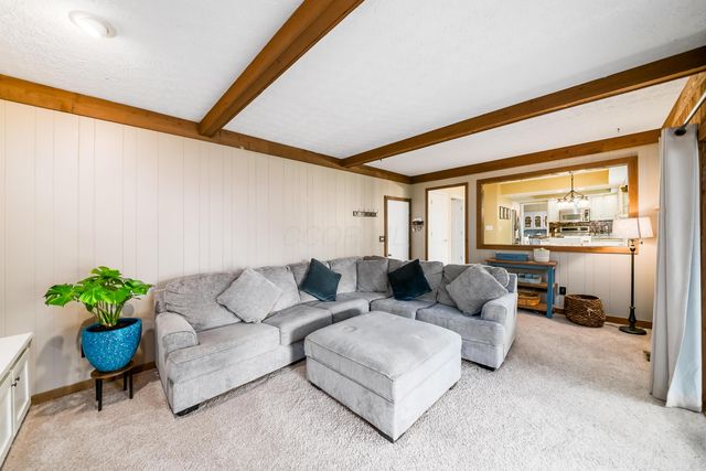 7971 Stonehurst Drive, Dublin, OH 43016