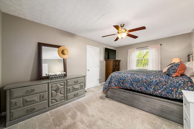 7971 Stonehurst Drive, Dublin, OH 43016
