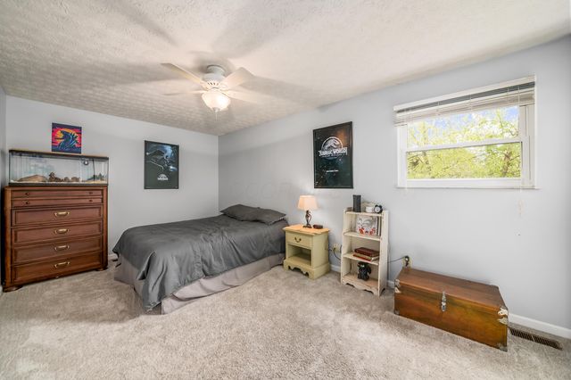 7971 Stonehurst Drive, Dublin, OH 43016