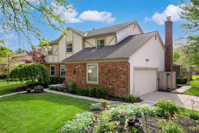 7971 Stonehurst Drive, Dublin, OH 43016