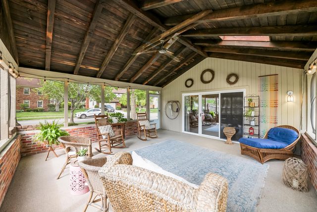 7971 Stonehurst Drive, Dublin, OH 43016