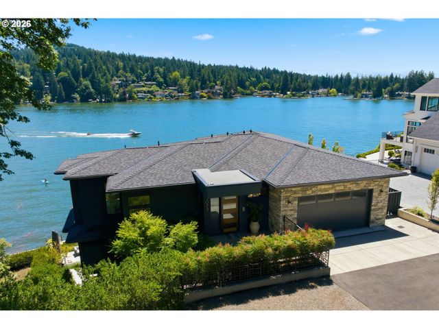3072 LAKEVIEW Blvd, Lake Oswego, OR 97035