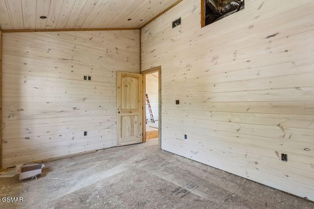 3004 Crestview Court, Sevierville, TN 37862