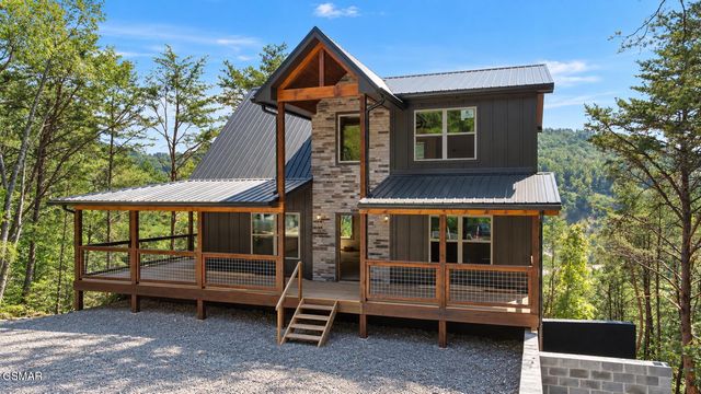 3004 Crestview Court, Sevierville, TN 37862