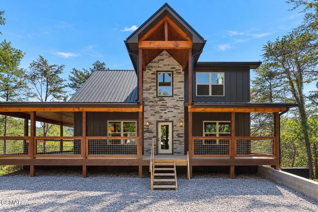 3004 Crestview Court, Sevierville, TN 37862