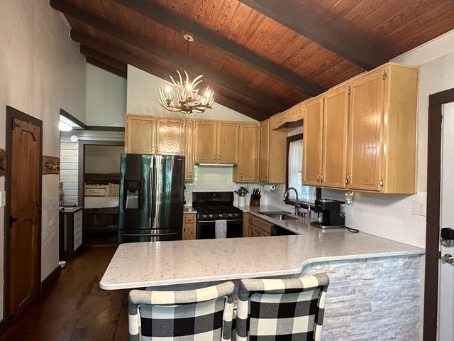 916 Riverside Lane, Blue Ridge, GA 30513