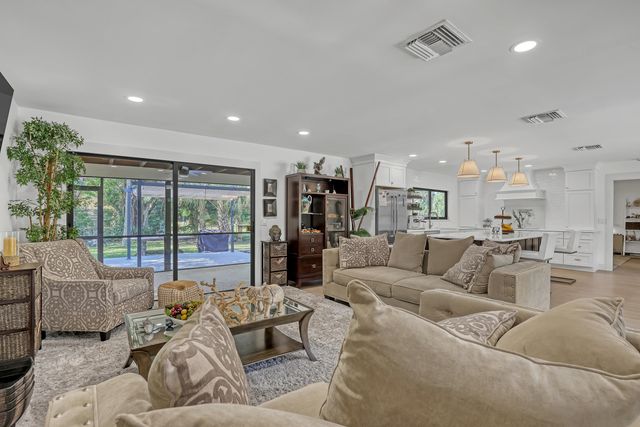 4972 S Kay Street, Palm Beach Gardens, FL 33418