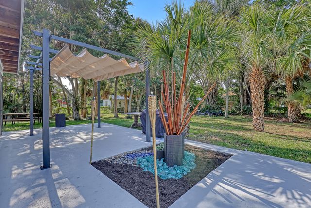 4972 S Kay Street, Palm Beach Gardens, FL 33418