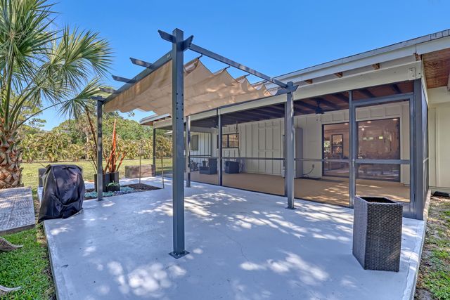 4972 S Kay Street, Palm Beach Gardens, FL 33418