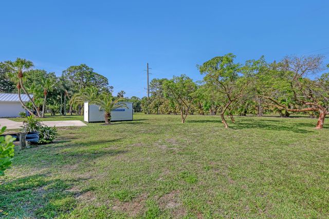 4972 S Kay Street, Palm Beach Gardens, FL 33418