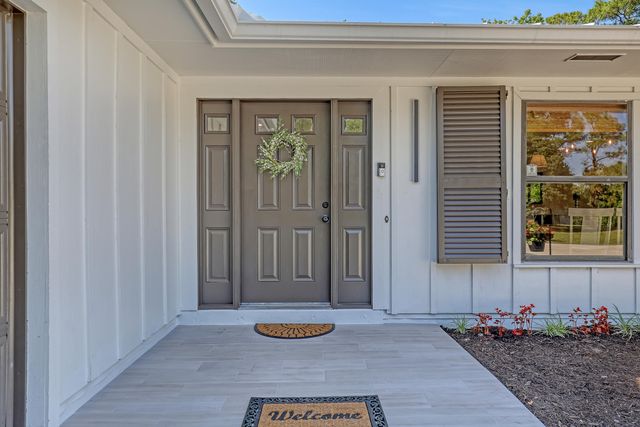 4972 S Kay Street, Palm Beach Gardens, FL 33418