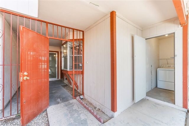 441 North Lamb Boulevard F, Las Vegas, NV 89110