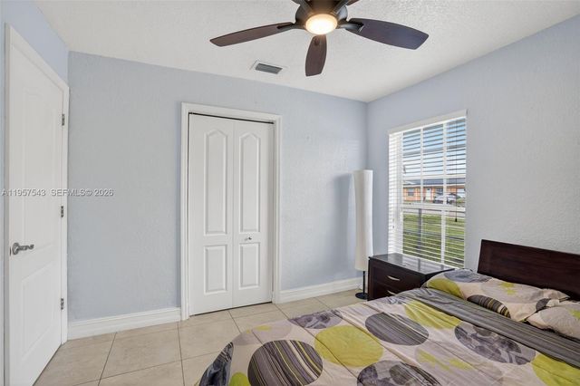 3427 NW 196th Ln, Miami Gardens, FL 33056