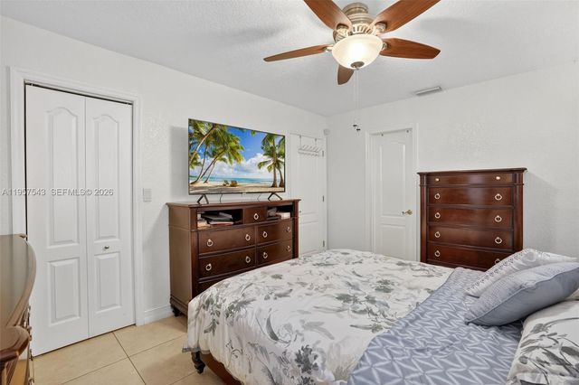 3427 NW 196th Ln, Miami Gardens, FL 33056