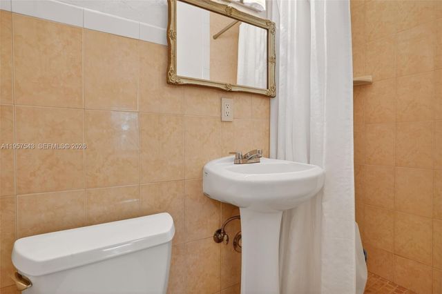 3427 NW 196th Ln, Miami Gardens, FL 33056