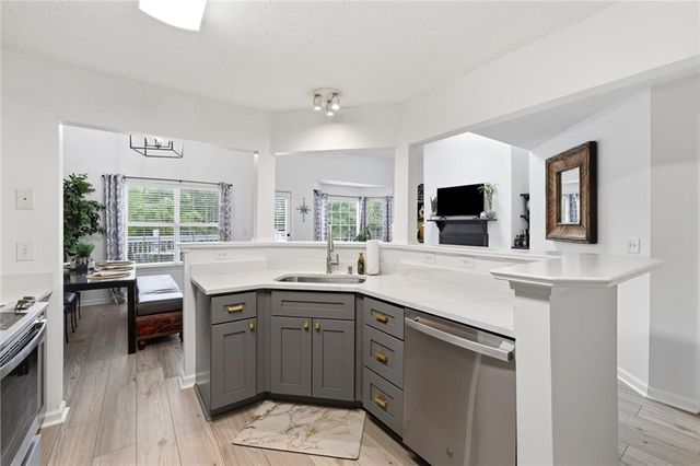 306 Mill Pond Road, Roswell, GA 30076
