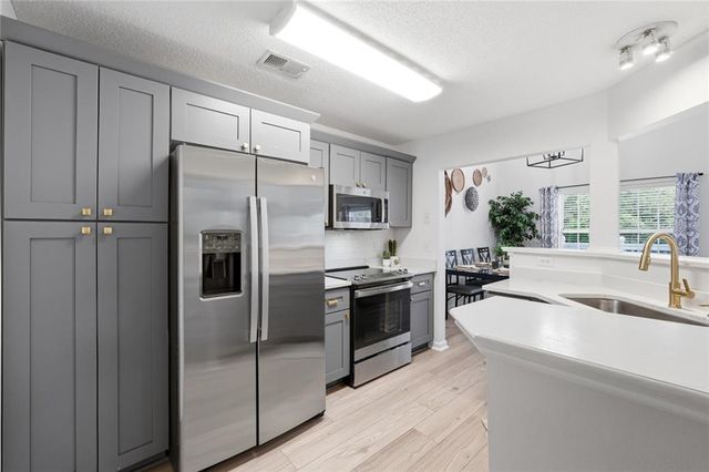 306 Mill Pond Road, Roswell, GA 30076