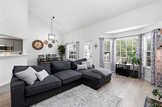 306 Mill Pond Road, Roswell, GA 30076