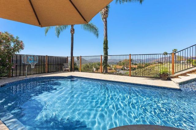 3915 Monument Place, Escondido, CA 92025