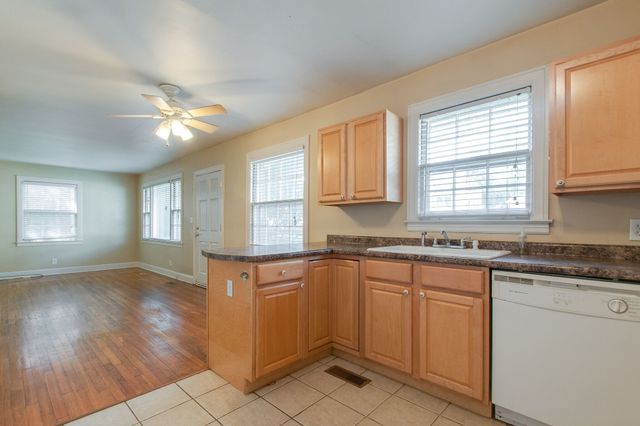 413 Saint Francis Ave, Nashville, TN 37205