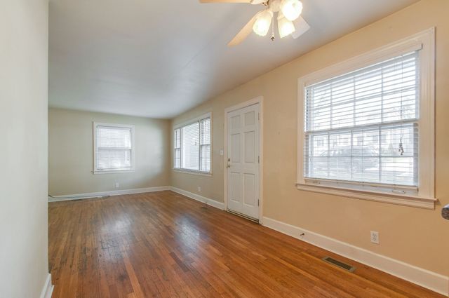 413 Saint Francis Ave, Nashville, TN 37205