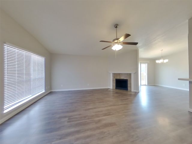 7808 Portman Avenue, Fort Worth, TX 76112