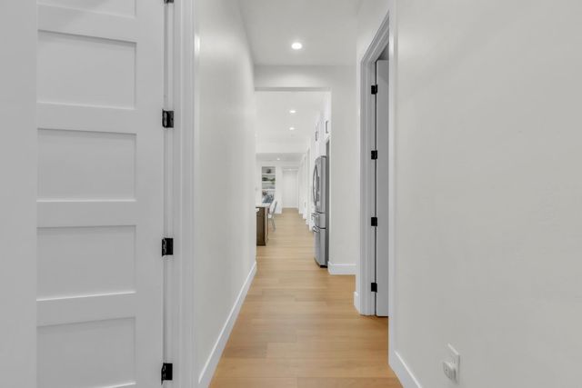 3100 Saffron Ln, Roseville, CA 95747