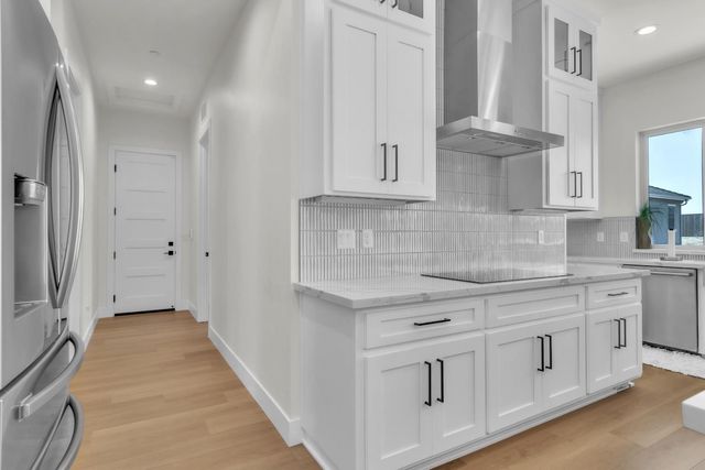 3100 Saffron Ln, Roseville, CA 95747