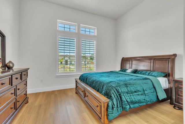 3100 Saffron Ln, Roseville, CA 95747