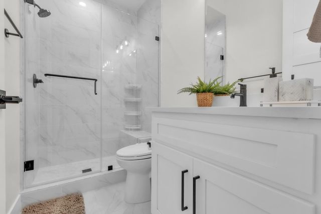 3100 Saffron Ln, Roseville, CA 95747