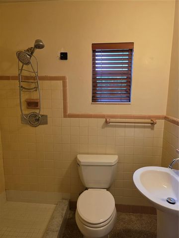 2444 37TH STREET N, St Petersburg, FL 33713