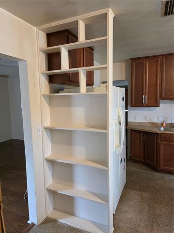 2444 37TH STREET N, St Petersburg, FL 33713