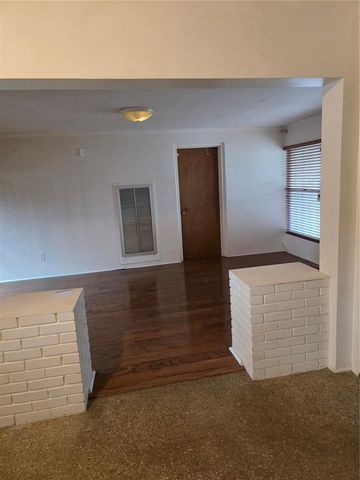 2444 37TH STREET N, St Petersburg, FL 33713