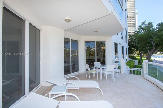 6000 Island Boulevard 104, Aventura, FL 33160