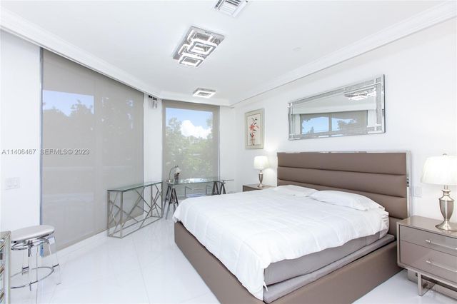 6000 Island Boulevard 104, Aventura, FL 33160