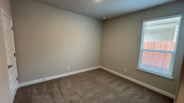 1905 JACKSON Street, Cleburne, TX 76033